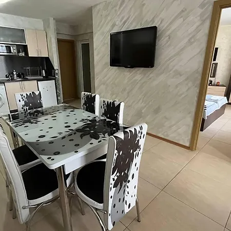 “sunny Hills” B2.8 Apartman